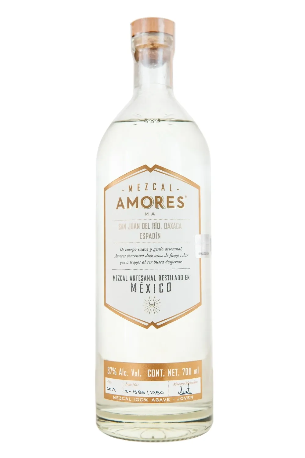 Mezcal Amores Espadin 700 ml - botella completa de frente