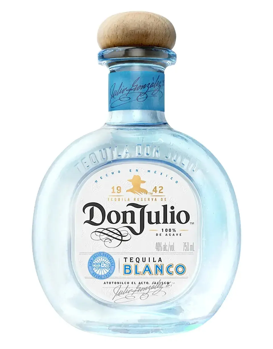 Tequila Don Julio Blanco - botella completa de frente