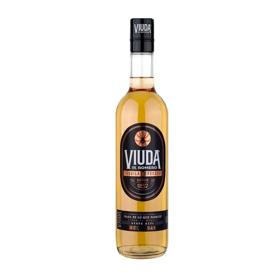 Tequila Viuda de Romero reposado - botella completa de frente