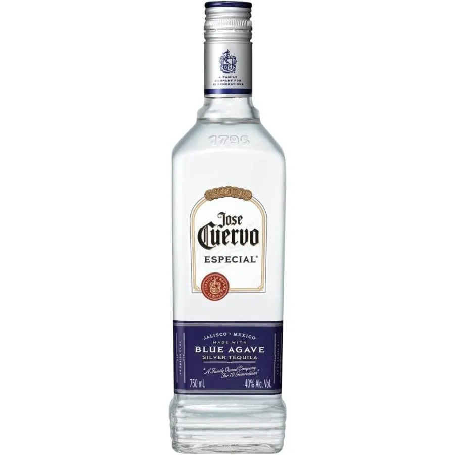 Tequila Jose Cuervo especial silver - botella completa de frente